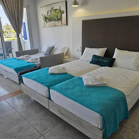 Apollonio & Rhodes Apartment *